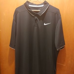 Nike polo/golf shirt